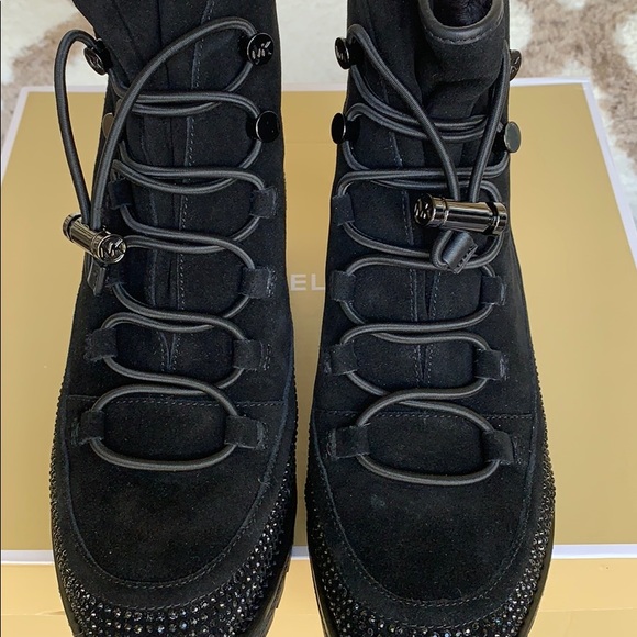 MICHAEL KORS MARLEY BOOTIE SUEDE BLACK - Picture 7 of 16